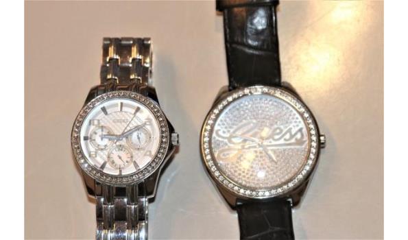 2 div horloges GUESS type W0403L1 en W131561 , werking niet gekend, met gebruikssporen